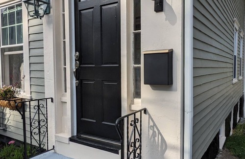 Bristol House | Perfectly situated charming home 2 blocks from the water and downtown Bristol