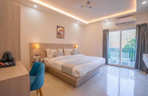 Tapovan Hotel | Perfectstayz Value Alpine Near Laxman Jhula