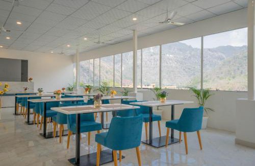 Tapovan Hotel | Perfectstayz Value Alpine Near Laxman Jhula