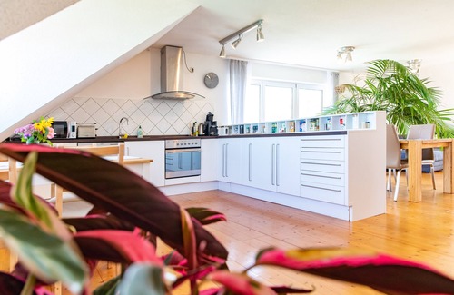 Adelsdorf Apartment | Perfekt für Gruppen und Familien! 120 qm Wohnung Nähe Bamberg