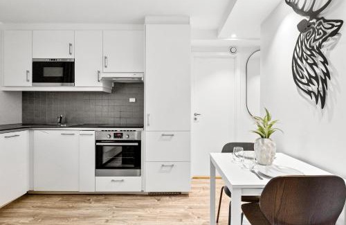 Arstad Apartment | Pergola - Free parking - 5 min walk to facilities