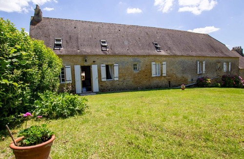 Saint-Avit-Senieur Cottage | Périgord house with pool, 7 pers, garden, fireplace
