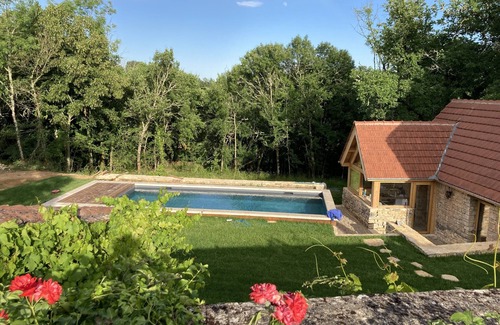 Bouzic House | Périgord noir, 10-12 people, renovation by architect and private pool!
