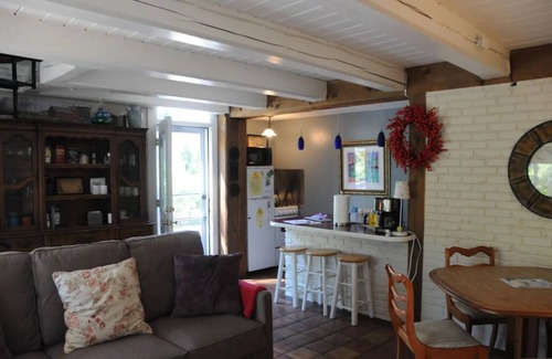 Rockport Cottage | PERIWINKLE COTTAGE #2 - OPEN ALL YEAR - walk to everything, parking, wifi, quiet