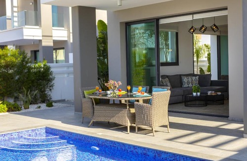 Pernera Villa | Pernera Beach Villa