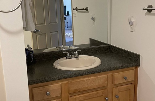 New Kensington Apartment | Pershing Heights 201