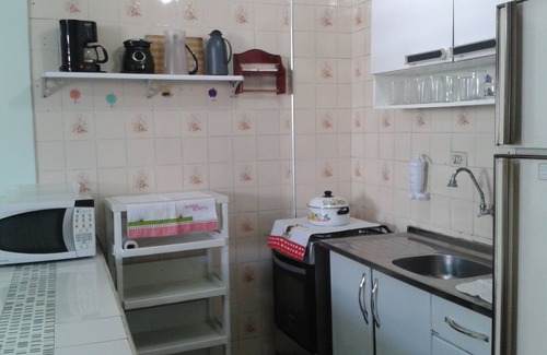 Centro Apartment | Peruíbe - Round Building Seasonal WIFI TV and Garage Ap 1207