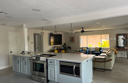 Seacoast Shores House | Pet Friendly Space Coast Oasis - Walk to beach!
