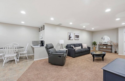 Clearfield Apartment | Pet friendly 2/1 basement apt fenced yard