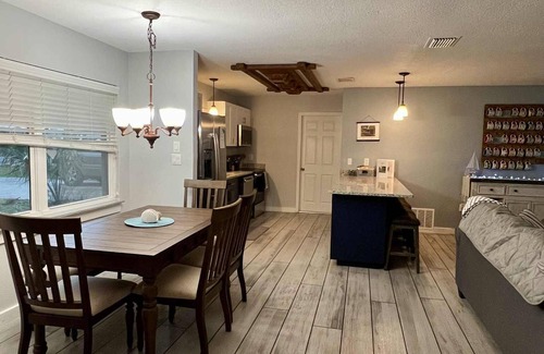 Crystal River House | Pet Friendly 2 bedroom Home in Crystal River