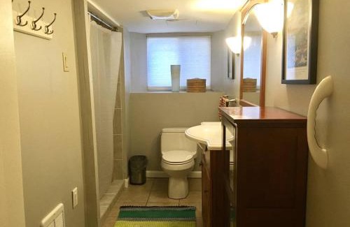 West Street - River Street House | ~*Pet Friendly 30min to Downtown*~ THE BOSTONIAN