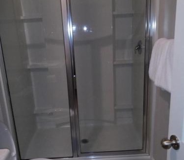 Covington House | Pet Friendly 3Bed 2Bath Covington Cozy Hideaway