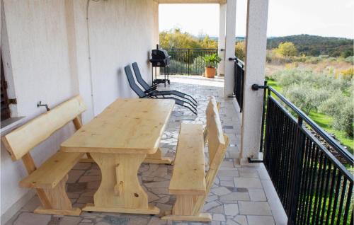 Kruncici Apartment | Pet Friendly Apartment In Sv,lovrec With Wifi