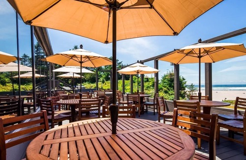 Newport Hotel | Pet Friendly Accommodation, Ocean View | Right Off North Coast Highway 101