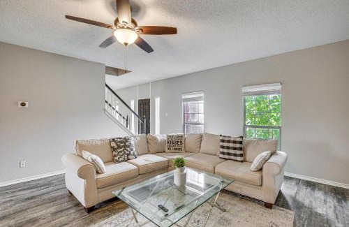 Allen House | Pet-Friendly Allen Home about 30 Mi to Dallas!