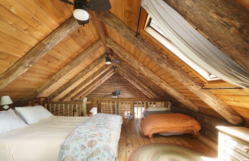 Lake Pleasant Cabin | Pet Friendly and Private: Lakefront Log Cabin on 3 acres