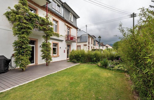 Badenscheuern Apartment | Pet-Friendly 'Apartment Spa' with Balcony and Wi-Fi