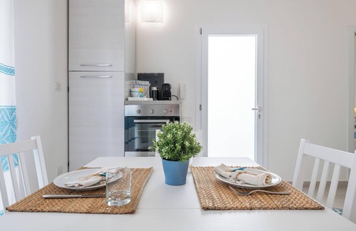 Villasimius Apartment | Pet-Friendly Apartment 'La Casa dei Naviganti' with Courtyard, Jacuzzi & Wi-Fi