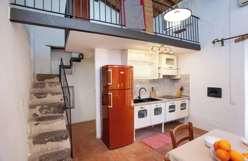 Orosei Apartment | Pet-Friendly Apartment "Hora Hora" with Garden & Wi-Fi