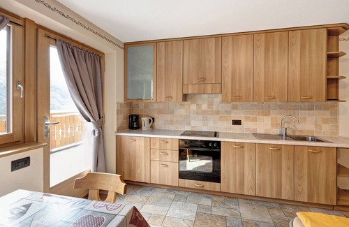 Sant'Anna Apartment | Pet-Friendly Apartment 'Sandra Casa Claudia' with Mountain View