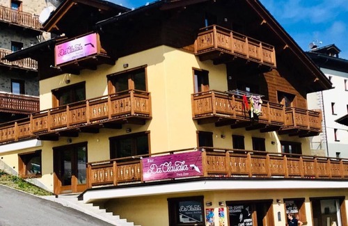 Sant'Anna Apartment | Pet-Friendly Apartment 'Sandra Casa Claudia' with Mountain View