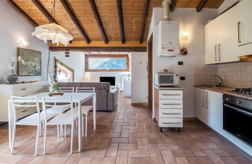 Sulzano Apartment | Pet-Friendly Apartment "Mansarda con vista lago" with Lake View, Pool, Wi-Fi & Terrace
