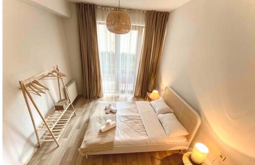 Saburtalo Apartment | Pet-friendly Apt Central Park Self Check-in
