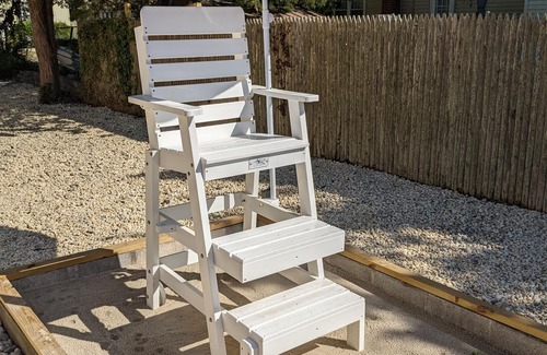 Del Haven House | Pet-Friendly Beach Cottage with Pool on Quiet, Dead-End Street