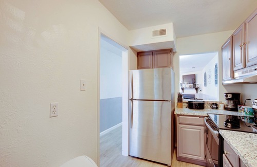 College Station House | Pet-Friendly Bryan Escape ~ 2 Mi to Texas A & M