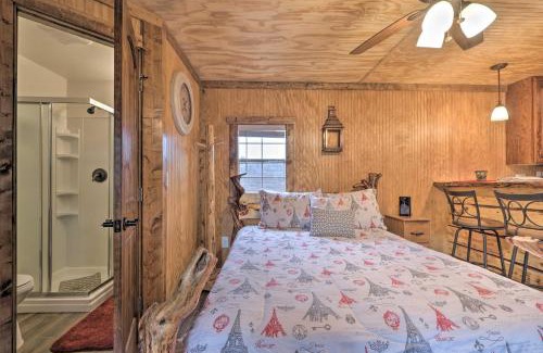 Show Low House | Pet-Friendly Cabin, 3 Mi to Show Low Lake!
