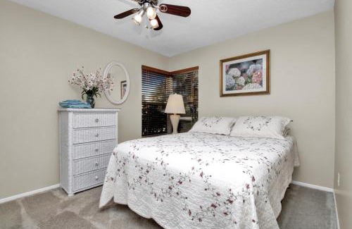 Gulf Cove Villa | Pet Friendly Canal Front 3-Bedroom Grand Villa with Pool, Linai and Dock
