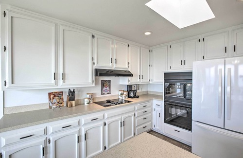 Cayucos House | Pet-Friendly Cayucos Home w/Ocean Views!
