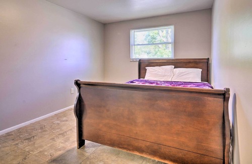 West Columbus House | Pet-Friendly Columbus Home w/ Fenced Backyard