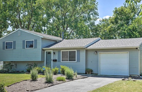 West Columbus House | Pet-Friendly Columbus Home w/ Fenced Backyard