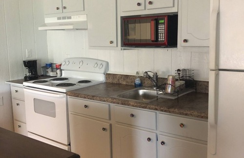 Ocracoke House | Pet friendly cottage perfect for a couple or small family.