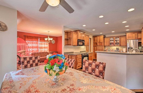 Des Moines House | Pet-Friendly Des Moines Home w/Fenced Yard!