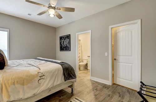 St. Marys House | Pet-Friendly Duplex Near Naval Base Kings Bay