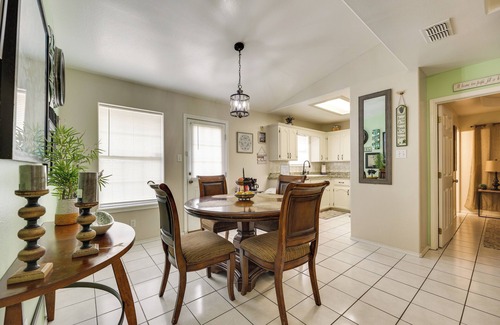 Edinburg Apartment | Pet-Friendly Edinburg Apartment with Pool Access!