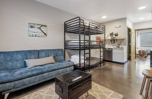 Pacific Hotel | Pet friendly family suite near Purina Farms in boutique hotel West of St. Louis
