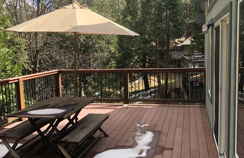Cold Springs Cabin | Pet friendly, Family Cabin ~ Pinecrest Lake 5 minute drive.