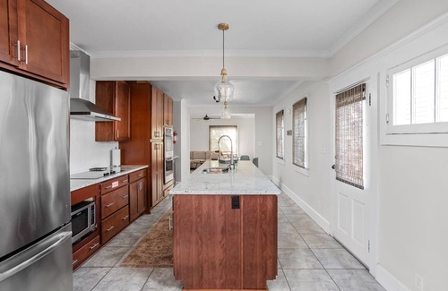 Old Northside House | Pet Friendly, Fire Pit, Corn-hole | Indy Heritage House