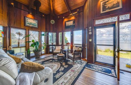 Deltaville House | Pet-Friendly Gem with Private Dock in Deltaville!