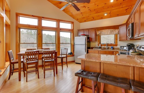 Hancock House | Pet-Friendly Hancock Home on the Delaware River!