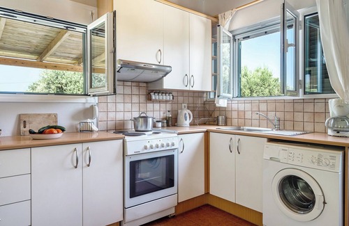 Kefalonia House | Pet-Friendly Holiday Home Ktima Dilberaki with Garden, Balconies & A/C