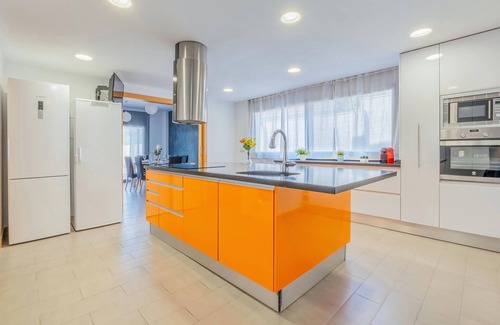 Cabra del Camp House | Pet friendly home in Cabra del Camp