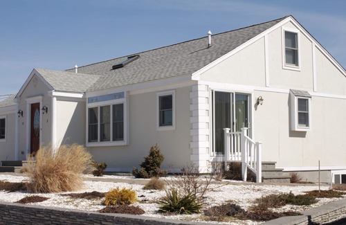 West Hyannisport Cottage | Pet friendly home across beach. Enjoy all the Cape has to offer!