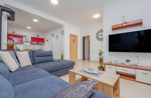 Stankovci House | Pet friendly home in Banjevci with WiFi
