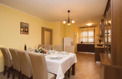 Jursici House | Pet friendly home in Bonasini