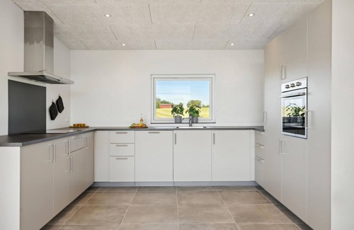 Hvidbjerg Strand House | Pet friendly home in Børkop with WiFi