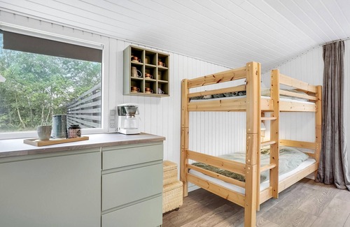 Hou House | Pet friendly home in Hals with kitchen
